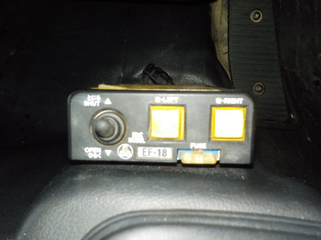 平成25年　レンジャー 4ｔダンプ　★Ｌゲート★電動コボレーン★