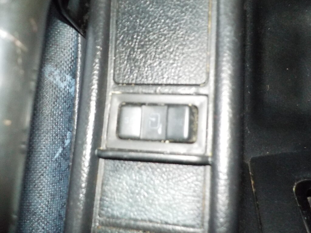 平成25年　レンジャー 4ｔダンプ　★Ｌゲート★電動コボレーン★