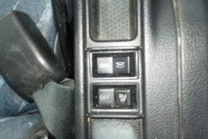 サムネイル: 平成25年　レンジャー 4ｔダンプ　★Ｌゲート★電動コボレーン★