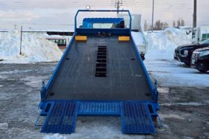 サムネイル: 平成23年式　日野レンジャー４トンセーフティーローダー　ウィンチ＆スライド　ラジコン付き