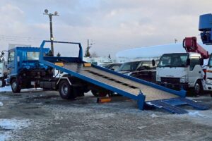 サムネイル: 平成23年式　日野レンジャー４トンセーフティーローダー　ウィンチ＆スライド　ラジコン付き