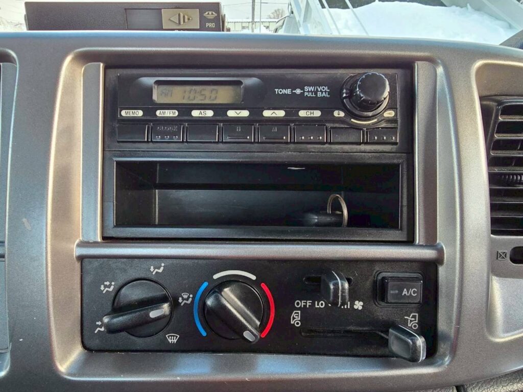 平成23年式　日野レンジャー４トンセーフティーローダー　ウィンチ＆スライド　ラジコン付き