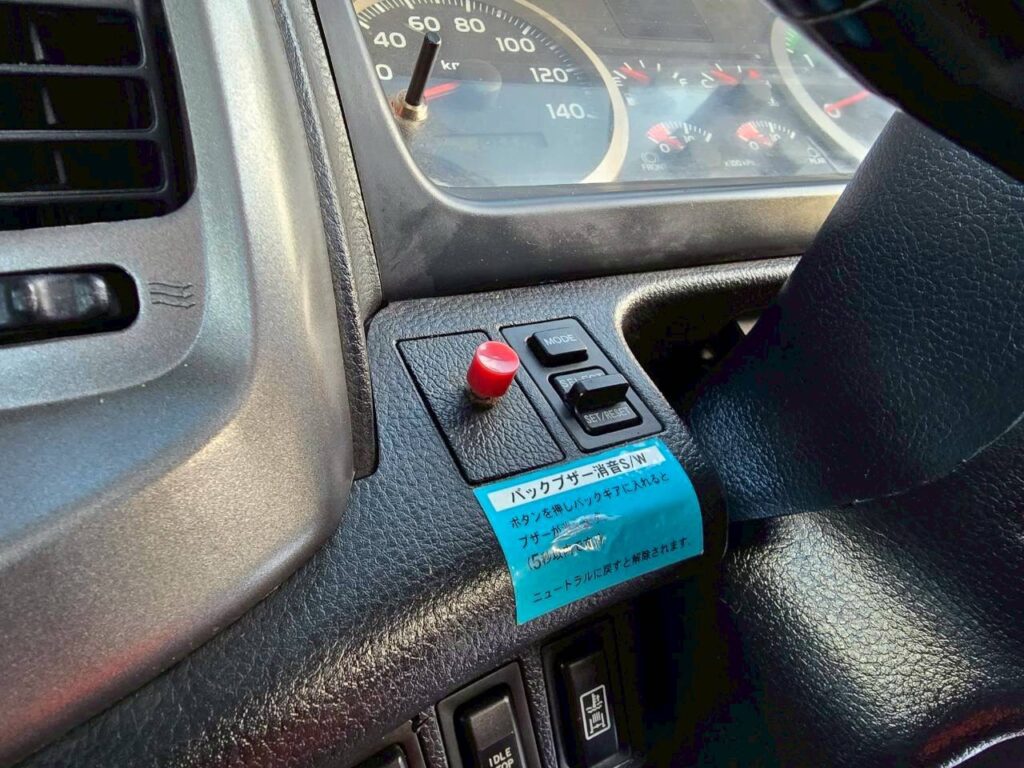 平成23年式　日野レンジャー４トンセーフティーローダー　ウィンチ＆スライド　ラジコン付き