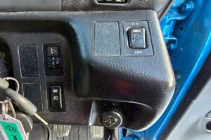 サムネイル: 平成23年式　日野レンジャー４トンセーフティーローダー　ウィンチ＆スライド　ラジコン付き