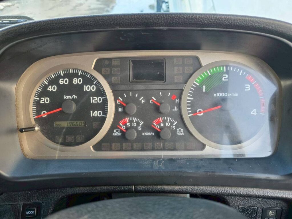 平成23年式　日野レンジャー４トンセーフティーローダー　ウィンチ＆スライド　ラジコン付き