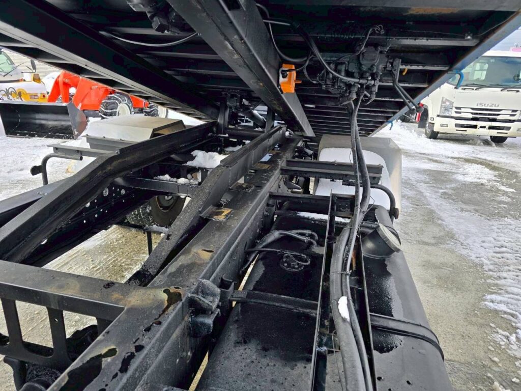 平成23年式　日野レンジャー４トンセーフティーローダー　ウィンチ＆スライド　ラジコン付き