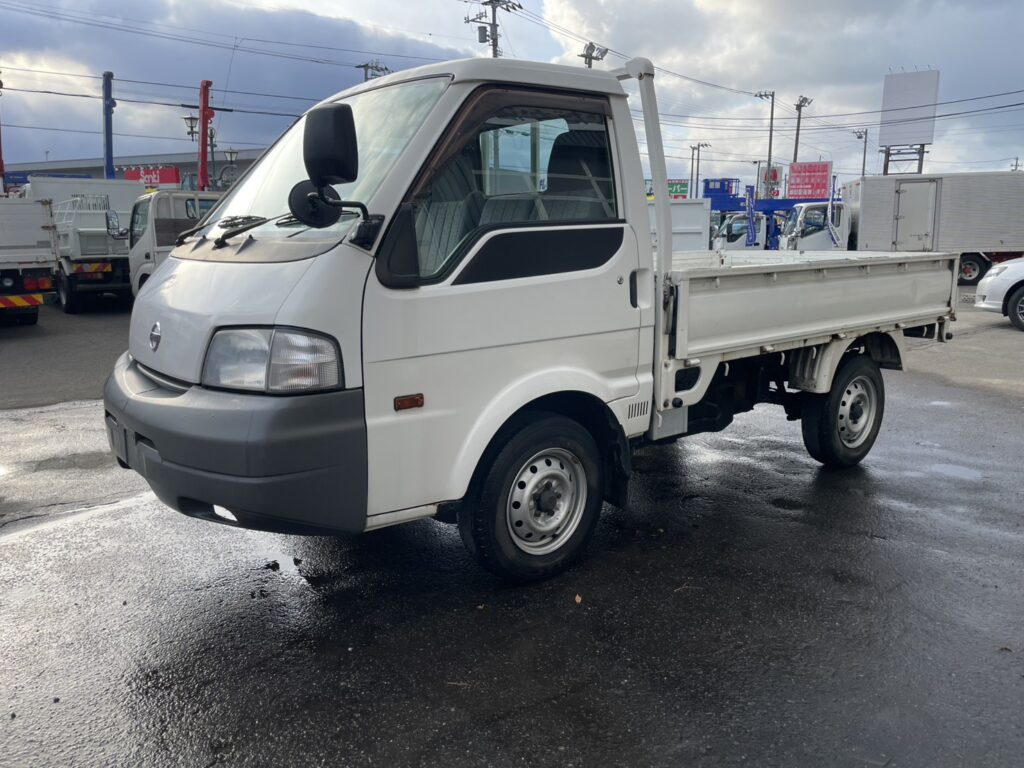 平成21年　0.85トン　バネット平4WD　5MT　フル装備　車検1年付