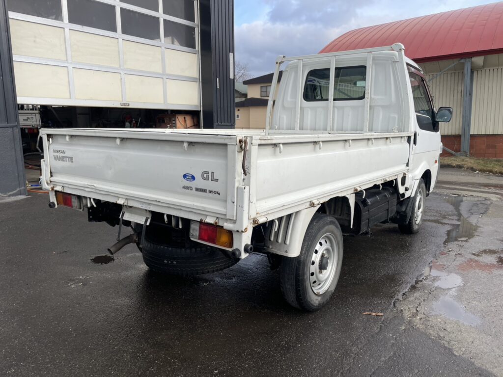 平成21年　0.85トン　バネット平4WD　5MT　フル装備　車検1年付