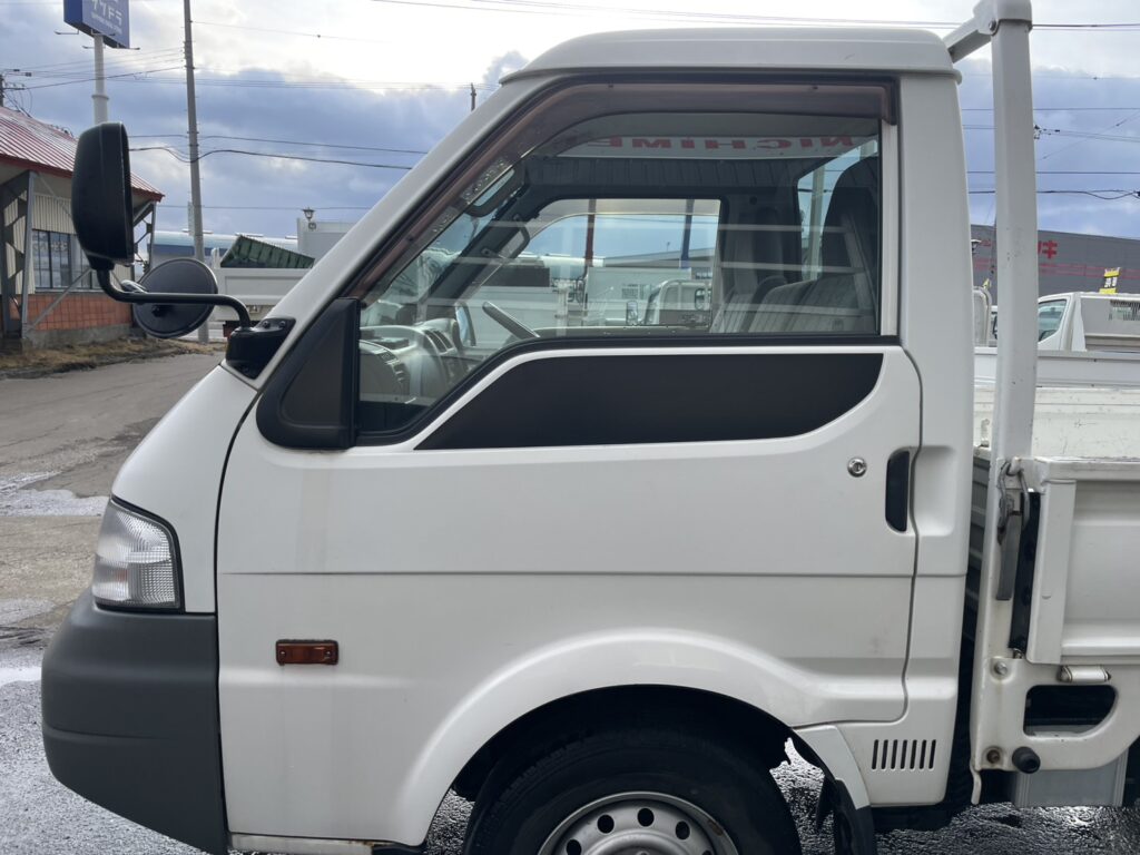 平成21年　0.85トン　バネット平4WD　5MT　フル装備　車検1年付