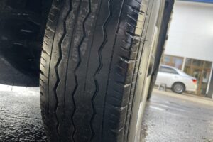 サムネイル: 平成21年　0.85トン　バネット平4WD　5MT　フル装備　車検1年付