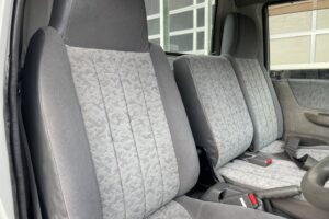 サムネイル: 平成21年　0.85トン　バネット平4WD　5MT　フル装備　車検1年付