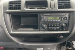 サムネイル: 平成21年　0.85トン　バネット平4WD　5MT　フル装備　車検1年付