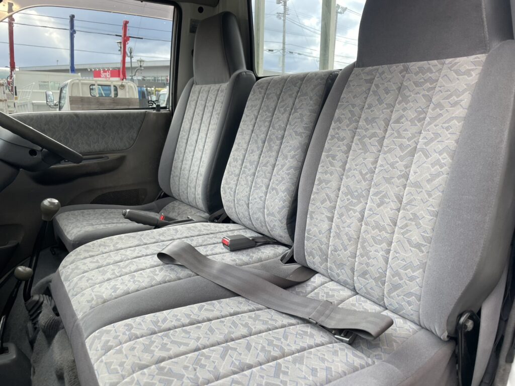 平成21年　0.85トン　バネット平4WD　5MT　フル装備　車検1年付