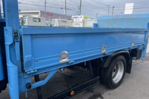 サムネイル: 平成20年　ダイナ2トンWキャブ　ロング　垂直パワーゲート　車検1年付