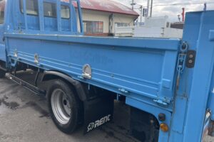 サムネイル: 平成20年　ダイナ2トンWキャブ　ロング　垂直パワーゲート　車検1年付