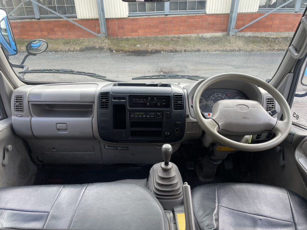 平成20年　ダイナ2トンWキャブ　ロング　垂直パワーゲート　車検1年付