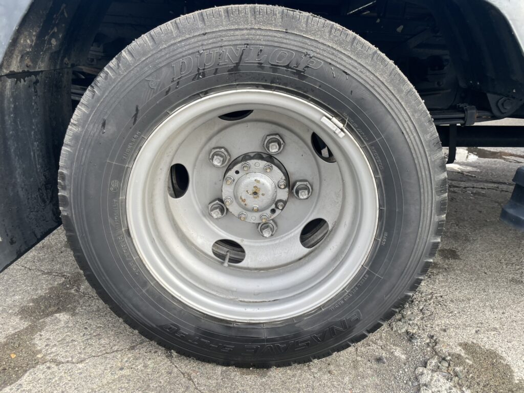 平成20年　ダイナ2トンWキャブ　ロング　垂直パワーゲート　車検1年付