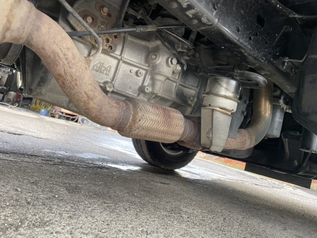 平成20年　ダイナ2トンWキャブ　ロング　垂直パワーゲート　車検1年付