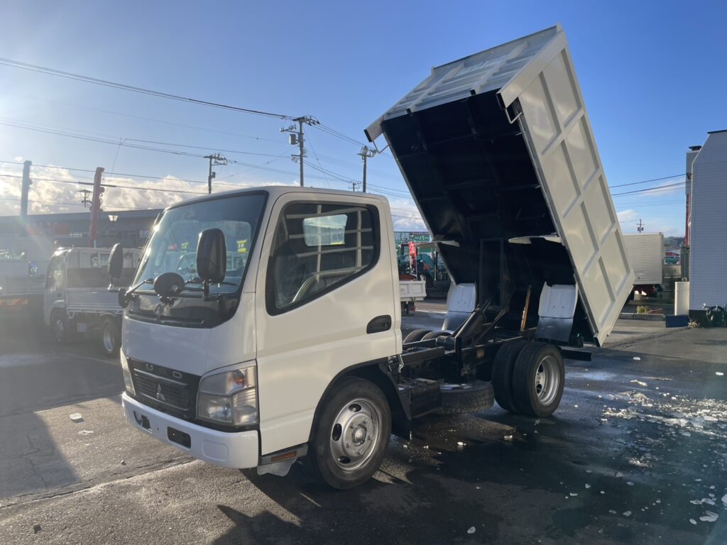 平成20年　キャンター3トン深ダンプ　土砂禁　車検1年付
