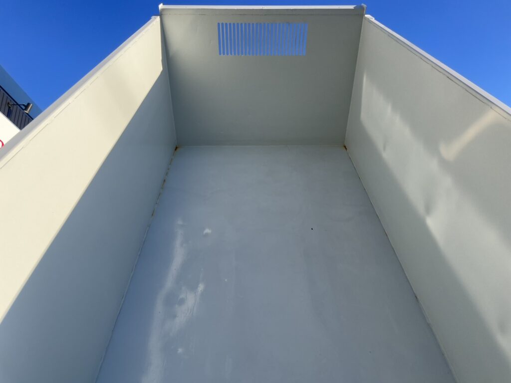 平成20年　キャンター3トン深ダンプ　土砂禁　車検1年付