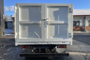 サムネイル: 平成20年　キャンター3トン深ダンプ　土砂禁　車検1年付