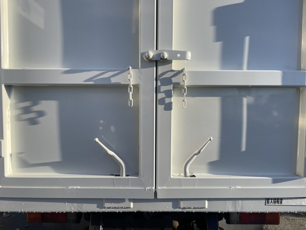 平成20年　キャンター3トン深ダンプ　土砂禁　車検1年付