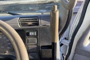 サムネイル: 平成20年　キャンター3トン深ダンプ　土砂禁　車検1年付