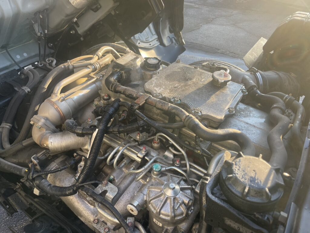 平成23年　レンジャー４トン４段クレーンロング　ロングジャッキラジコン　車検令和8年10月