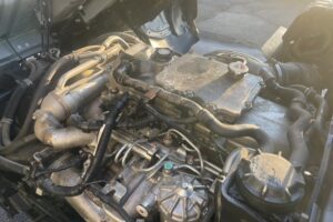 サムネイル: 平成23年　レンジャー４トン４段クレーンロング　ロングジャッキラジコン　車検令和8年10月