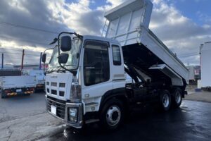 平成24年　ギガ大型ダンプ　走行30.8万キロ　車検令和8年8月　最大積載9200㎏
