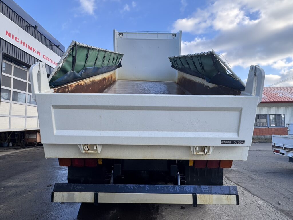 平成24年　ギガ大型ダンプ　走行30.8万キロ　車検令和8年8月　最大積載9200㎏