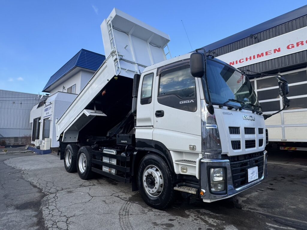 平成24年　ギガ大型ダンプ　走行30.8万キロ　車検令和8年8月　最大積載9200㎏