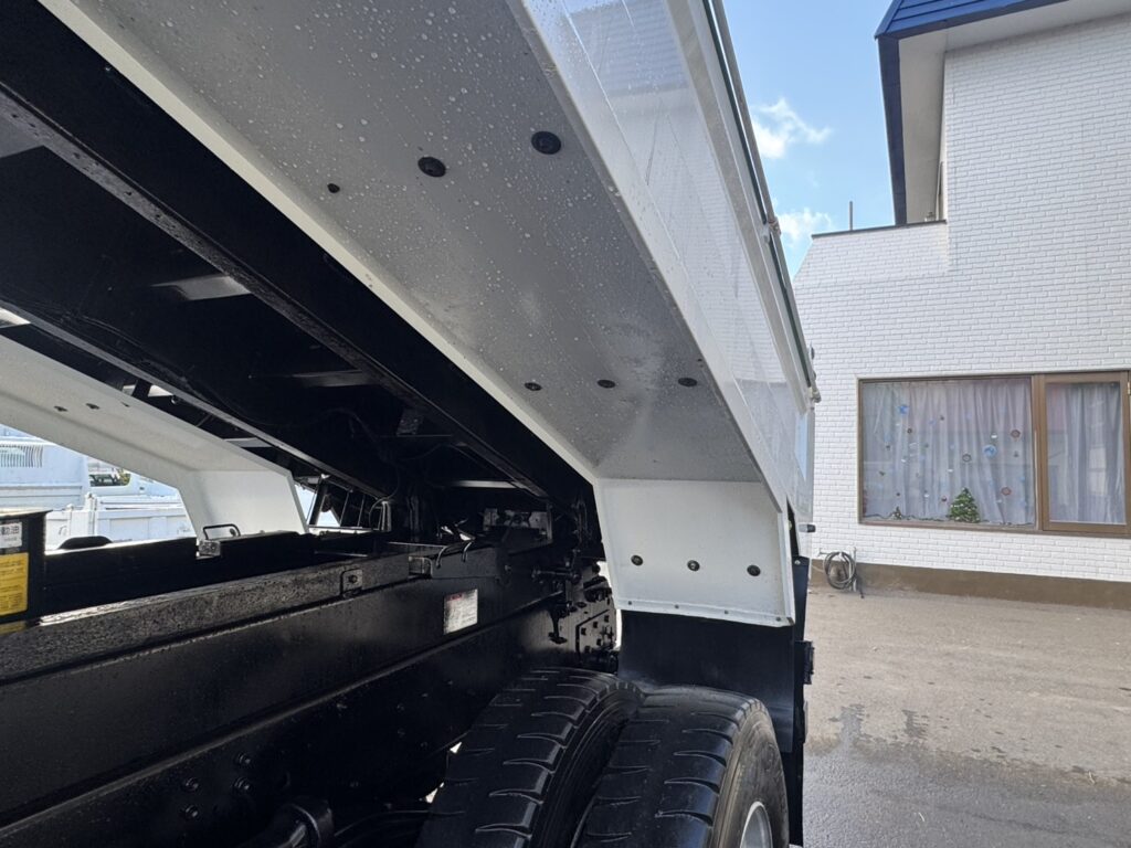 平成24年　ギガ大型ダンプ　走行30.8万キロ　車検令和8年8月　最大積載9200㎏