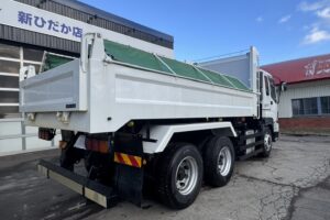 サムネイル: 平成24年　ギガ大型ダンプ　走行30.8万キロ　車検令和8年8月　最大積載9200㎏