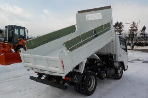 サムネイル: 令和1年式　キャンター 3ｔダンプ　★コボレーン★車検令和8年8月★