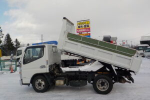 サムネイル: 令和1年式　キャンター 3ｔダンプ　★コボレーン★車検令和8年8月★