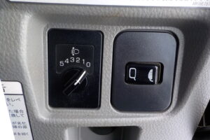 サムネイル: 令和1年式　キャンター 3ｔダンプ　★コボレーン★車検令和8年8月★