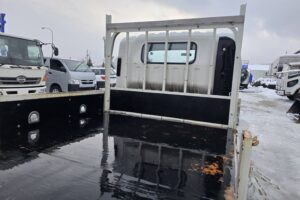 サムネイル: 平成26年　いすゞ　エルフ　２トン平ワイドロング　5方開（車検1年付）