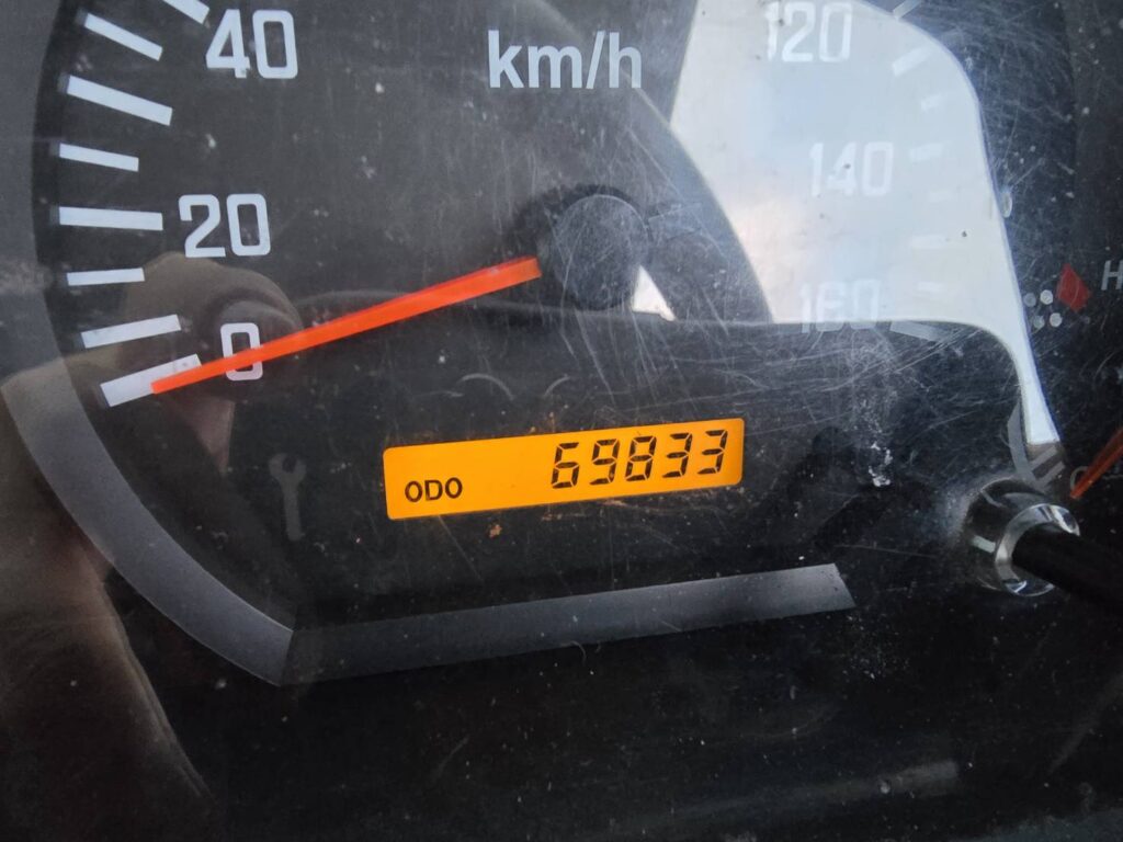 平成26年　いすゞ　エルフ　２トン平ワイドロング　5方開（車検1年付）