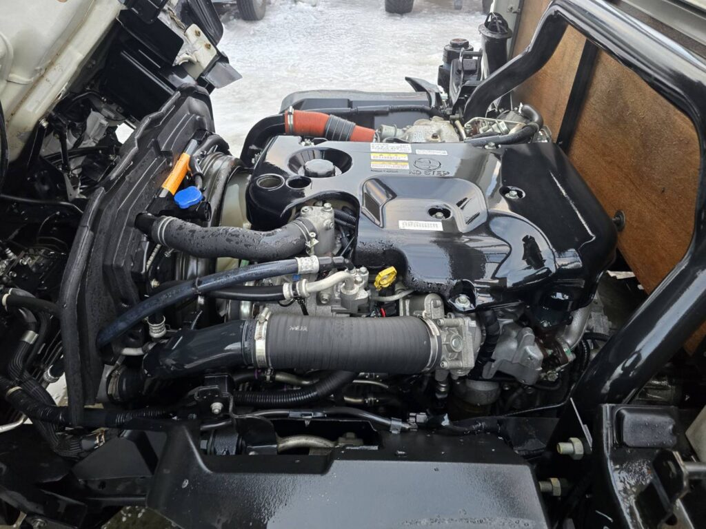 平成26年　いすゞ　エルフ　２トン平ワイドロング　5方開（車検1年付）