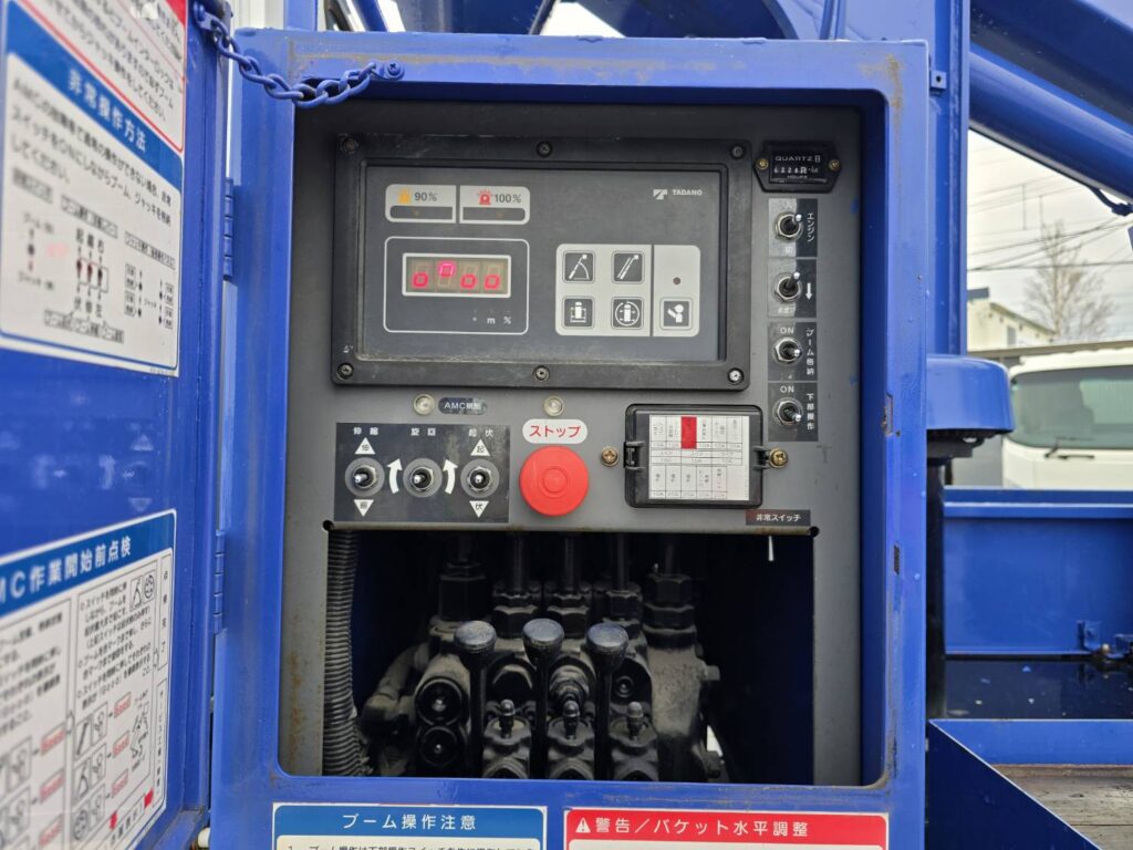 平成19年　いすゞ　エルフ　12ｍ高所作業車　スチール・後方格納・張り出し不要ｱｳﾄﾘｶﾞｰ（車検2年付）