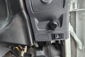 サムネイル: 平成19年　いすゞ　エルフ　12ｍ高所作業車　スチール・後方格納・張り出し不要ｱｳﾄﾘｶﾞｰ（車検2年付）