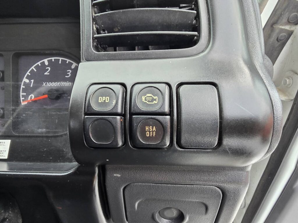 平成19年　いすゞ　エルフ　12ｍ高所作業車　スチール・後方格納・張り出し不要ｱｳﾄﾘｶﾞｰ（車検2年付）