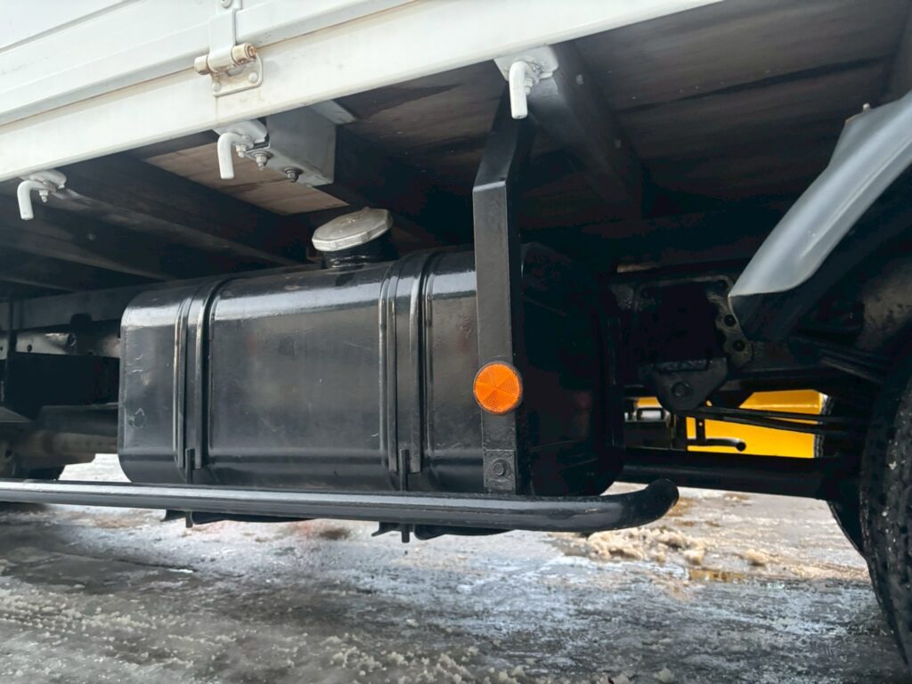 令和１年　日野　レンジャー　４トン４段クレーンロング　フックイン・ラジコン付（車検１年付）