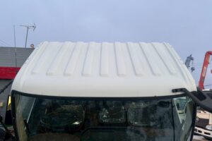 サムネイル: 令和１年　日野　レンジャー　４トン４段クレーンロング　フックイン・ラジコン付（車検１年付）