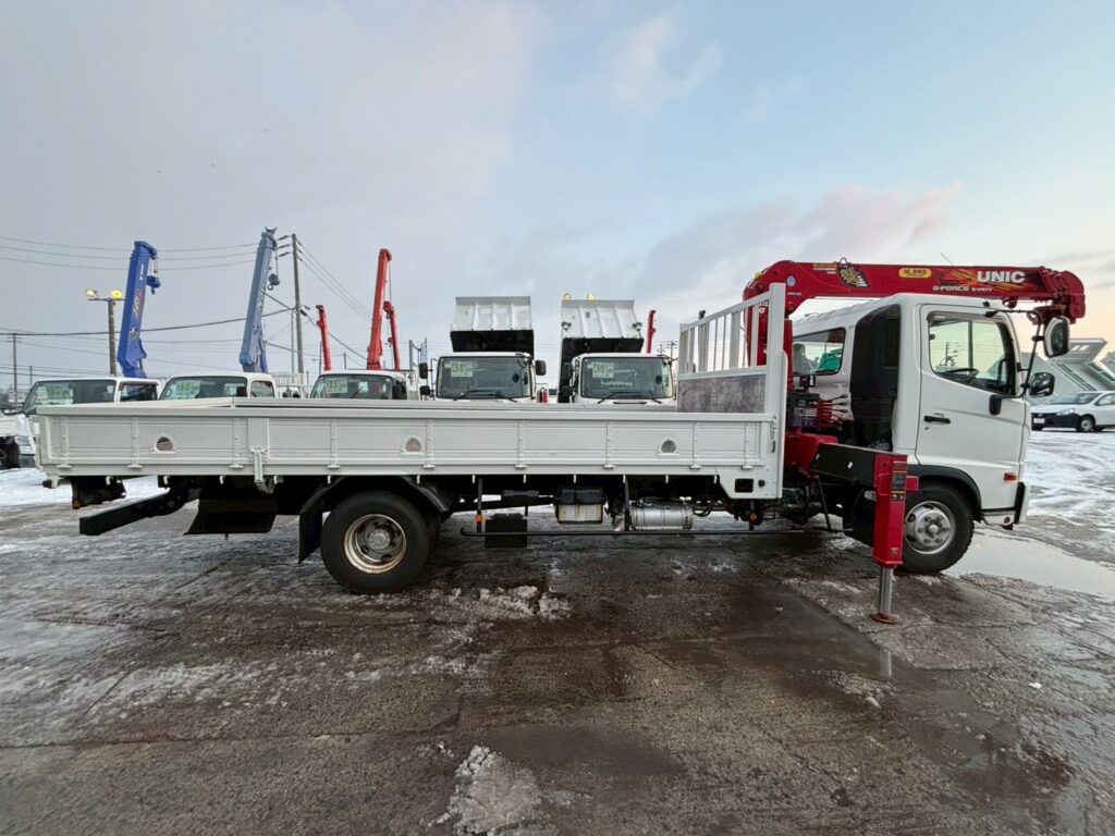 令和１年　日野　レンジャー　４トン４段クレーンロング　フックイン・ラジコン付（車検１年付）