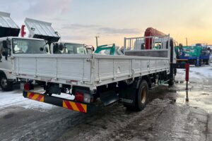 サムネイル: 令和１年　日野　レンジャー　４トン４段クレーンロング　フックイン・ラジコン付（車検１年付）