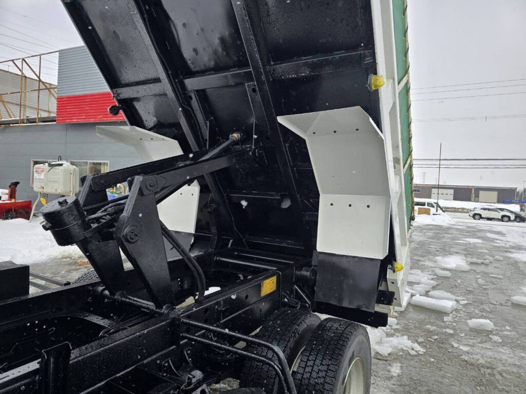 平成24年　いすゞ　フォワード　４トンダンプ　Ｌゲート・電動コボレーン付（車検１年付）