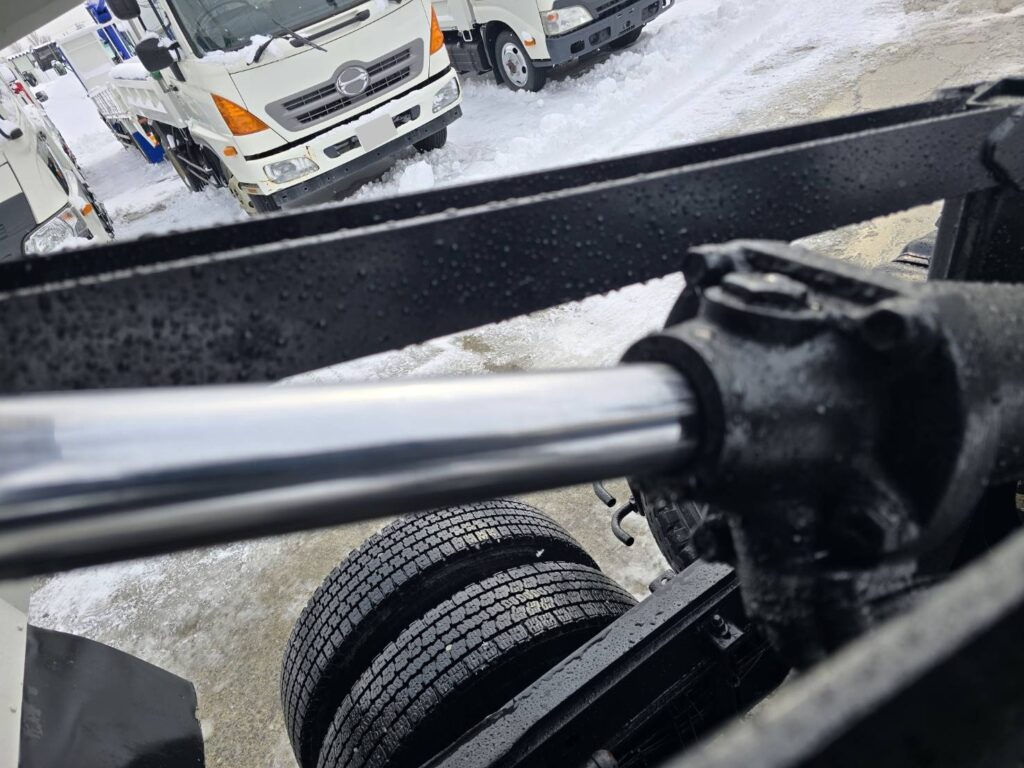 平成24年　いすゞ　フォワード　４トンダンプ　Ｌゲート・電動コボレーン付（車検１年付）