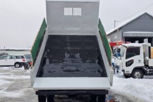 サムネイル: 平成24年　いすゞ　フォワード　４トンダンプ　Ｌゲート・電動コボレーン付（車検１年付）